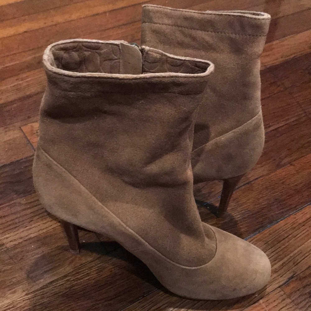 Coach suede boots *like new